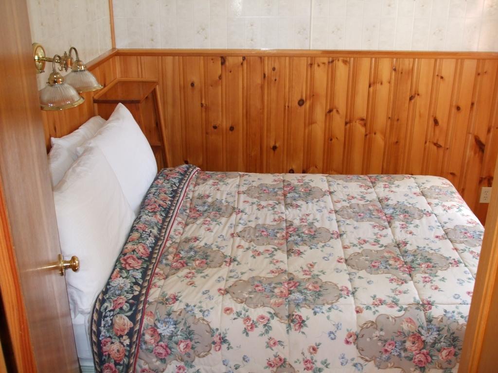 Golden Beach Resort Roseneath Rom bilde